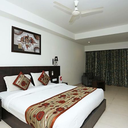 Capital O 3600 Hotel Royal Windsor Kathgodam Екстер'єр фото