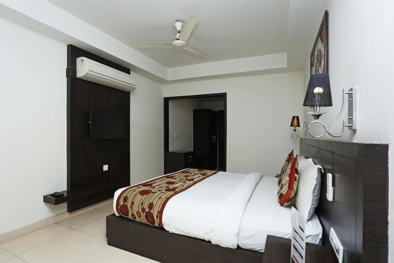 Capital O 3600 Hotel Royal Windsor Kathgodam Екстер'єр фото