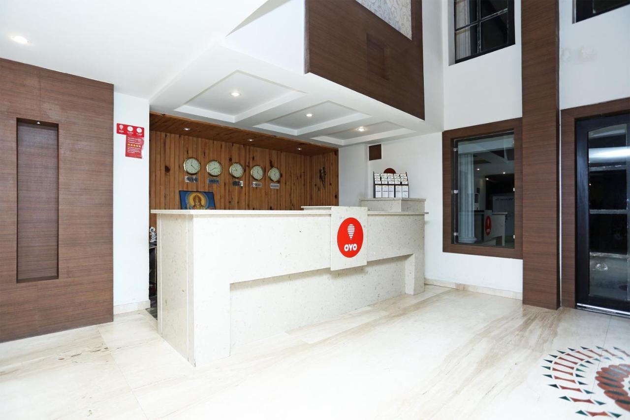 Capital O 3600 Hotel Royal Windsor Kathgodam Екстер'єр фото