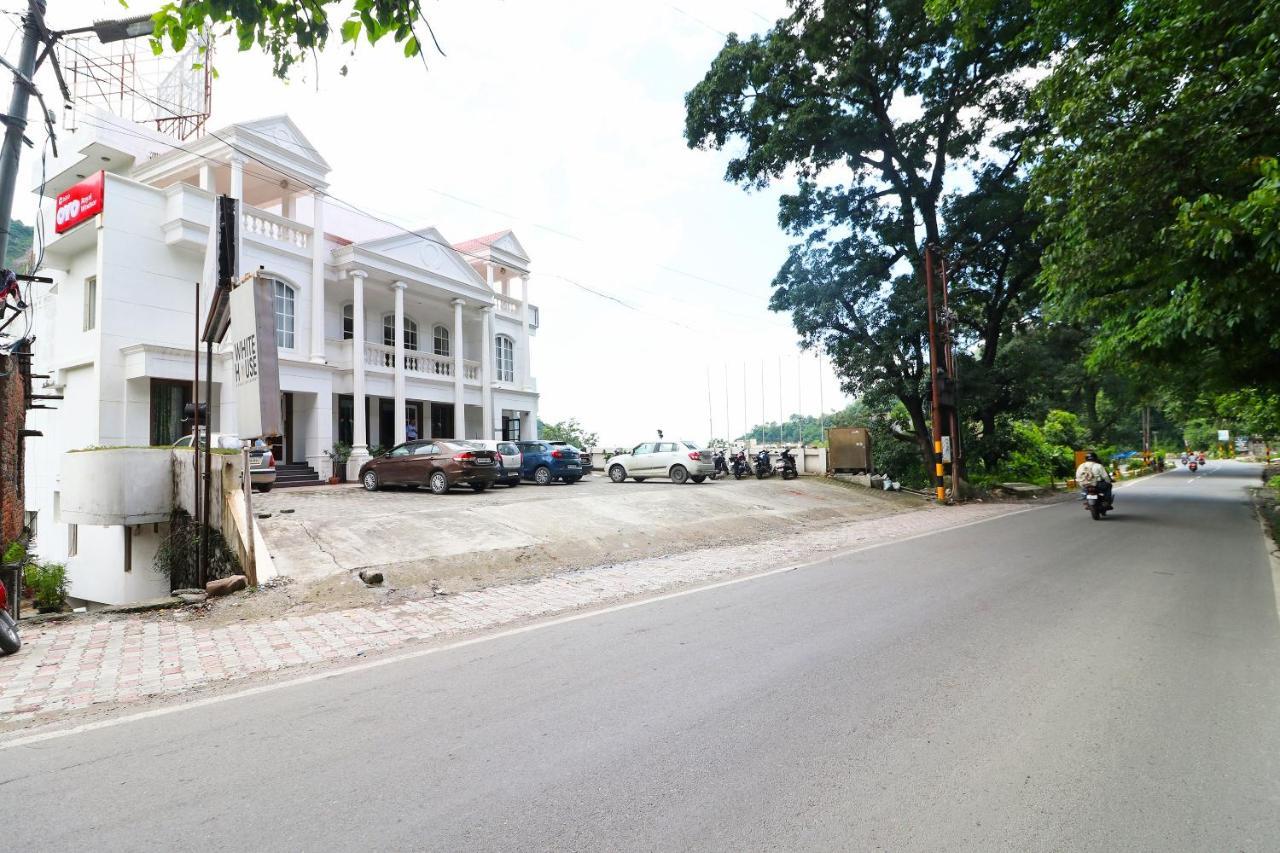 Capital O 3600 Hotel Royal Windsor Kathgodam Екстер'єр фото
