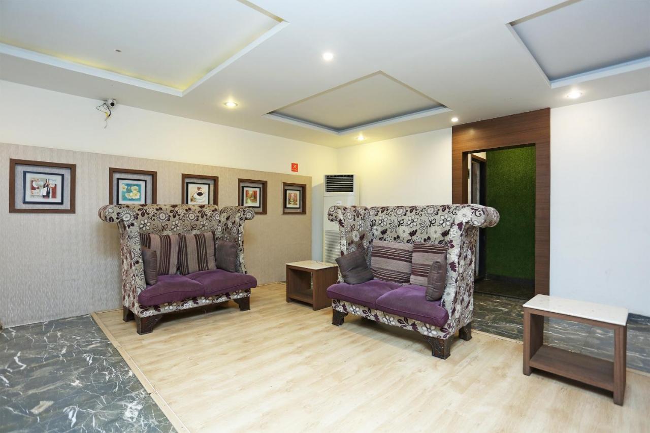 Capital O 3600 Hotel Royal Windsor Kathgodam Екстер'єр фото