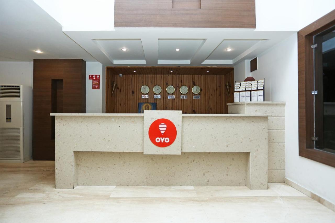 Capital O 3600 Hotel Royal Windsor Kathgodam Екстер'єр фото